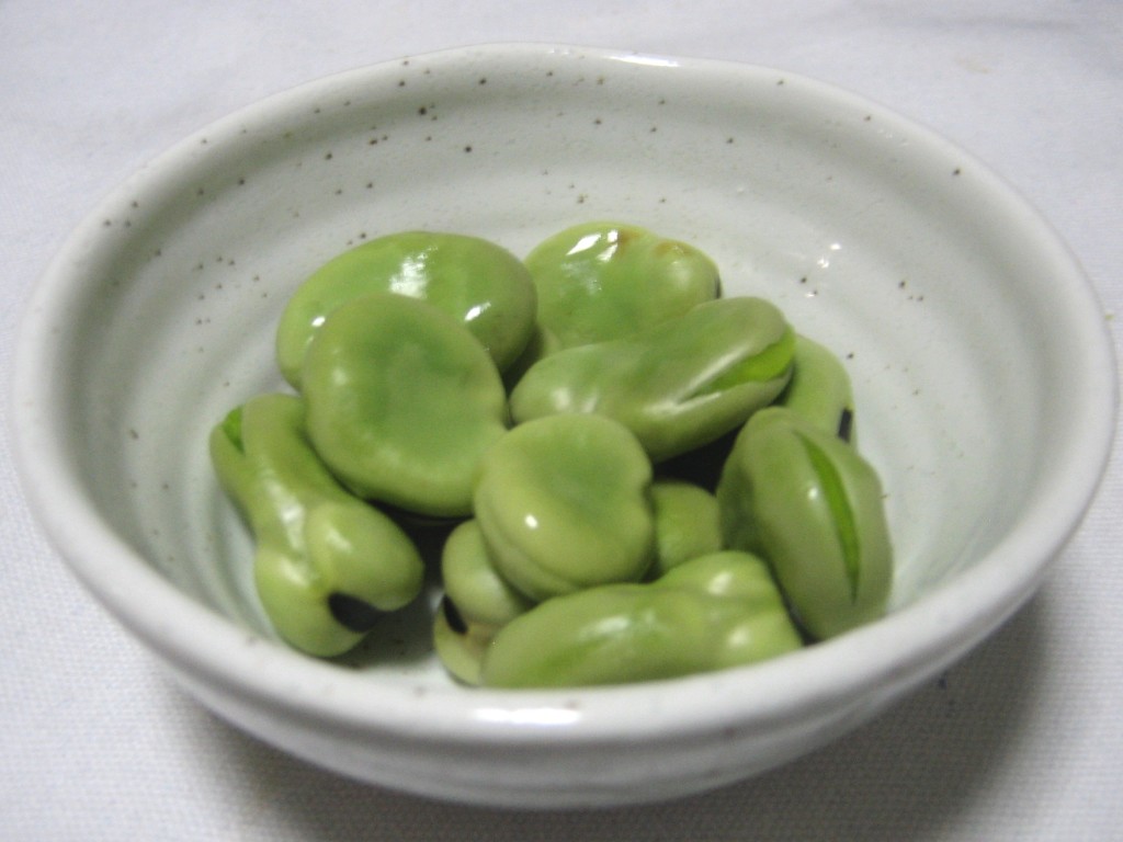 Boiled Broad Bean (Soramame) | Food in Japan