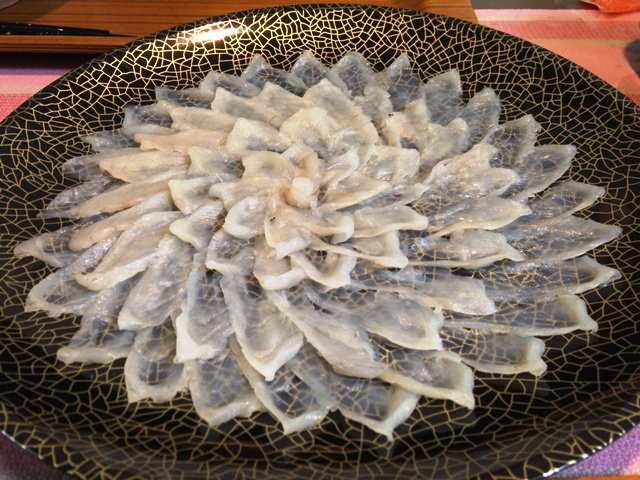 swellfish sashimi / Fugu Tessa